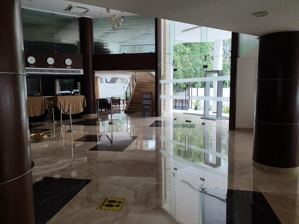 班加罗尔什拉文蒂萨洛瓦门廊酒店 外观 照片