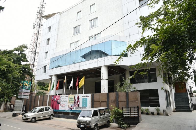 班加罗尔什拉文蒂萨洛瓦门廊酒店 外观 照片